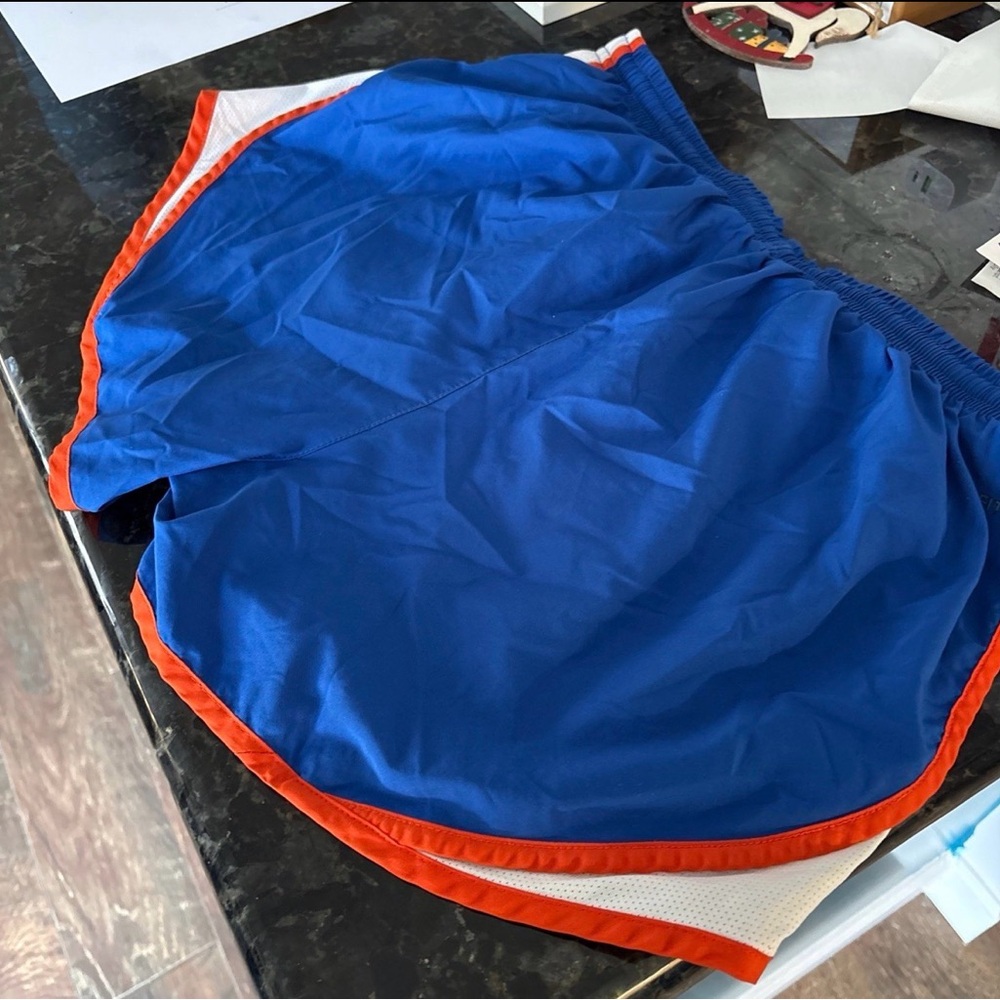 Like New Without Tags Nike University Of Florida Gators Women’s Shorts - Picture 5 of 5